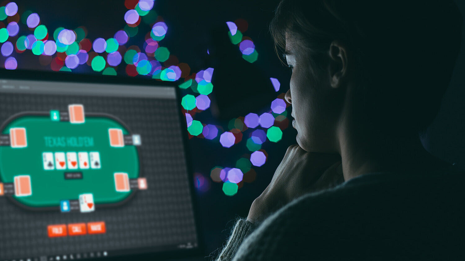 Online Poker Frau spielt Online-Poker